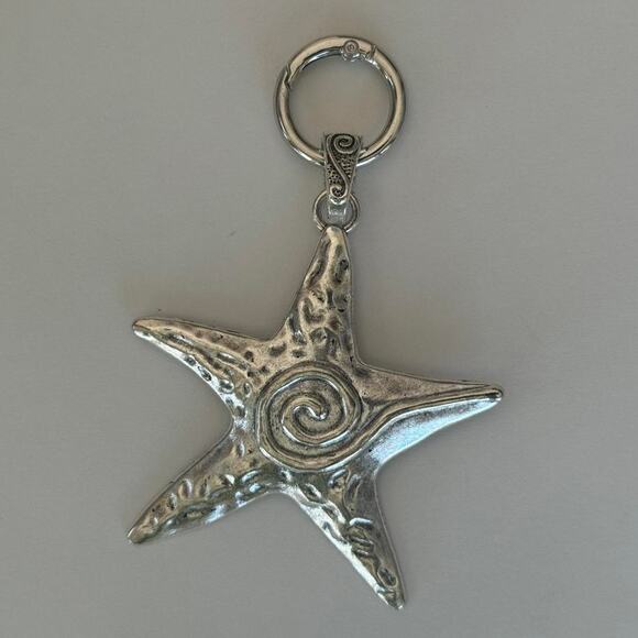 Y2K Silver Starfish Keychain Charm Ocean Accessory Decorative Bag Pendant - Picture 2 of 7